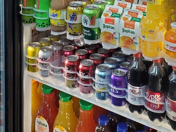 Blue Sky Deli (Hajji’s) interior